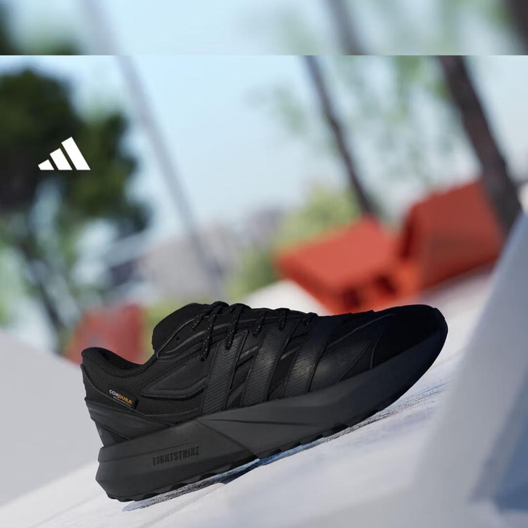 Женские кроссовки Adidas LIGHTBLAZE ATR со стабилизацией, амортизацией и возвратом энергии для бега - Модель JS1965 36 чёрный
