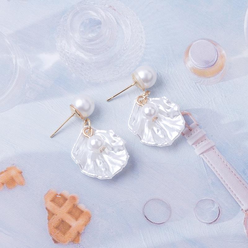 Zilveren Naald Koreaanse Witte Bloemblaadjes Schelp Oorbellen met Transparante Bloem en Parel Kwastje Stud