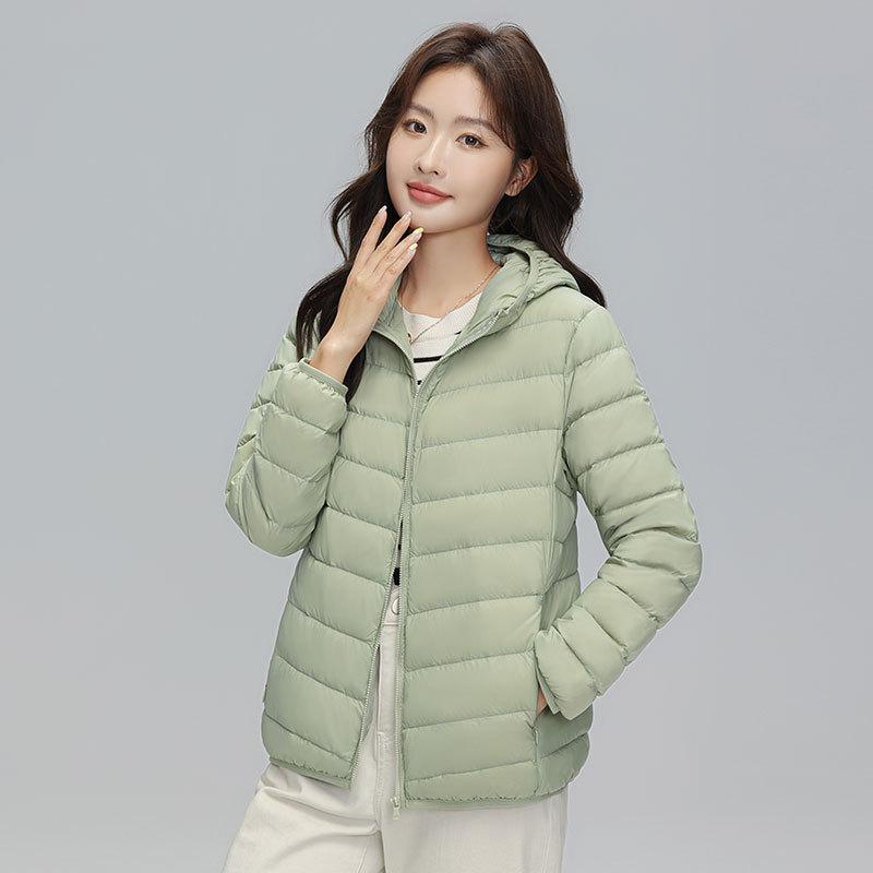 Fashion Light Down Jacket Women's Short Autumn and Winter New Ultra-light Hooded Light Warm Thin Coat
