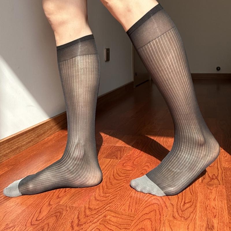 Herren Business-Anzugsocken Feines Streifenmuster Bequeme Passform Nylonstrümpfe für Formelle Anlässe und Bürokleidung