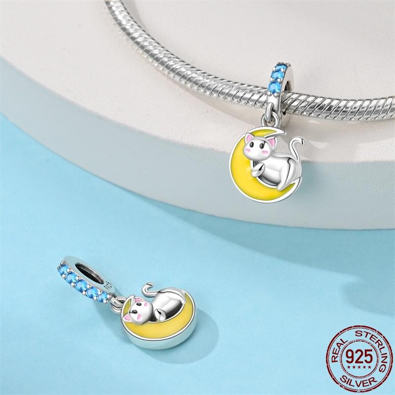 Copper Creative Small Animal Moon Cat Pendant Fit Pan Bracelet Diy Charm For Women Jewelry Fashion Gift