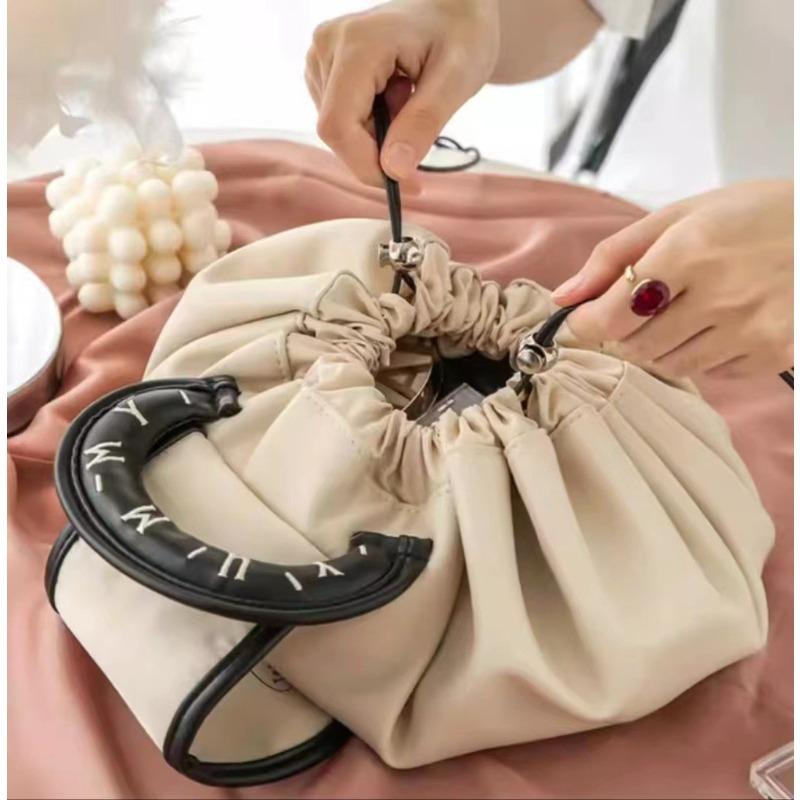 Portable Makeup Bag for Daily Use Fashion Women Large Capacity Travel Toiletry Bags Ladie Drawstring Cosmetic Storage Pouch LI