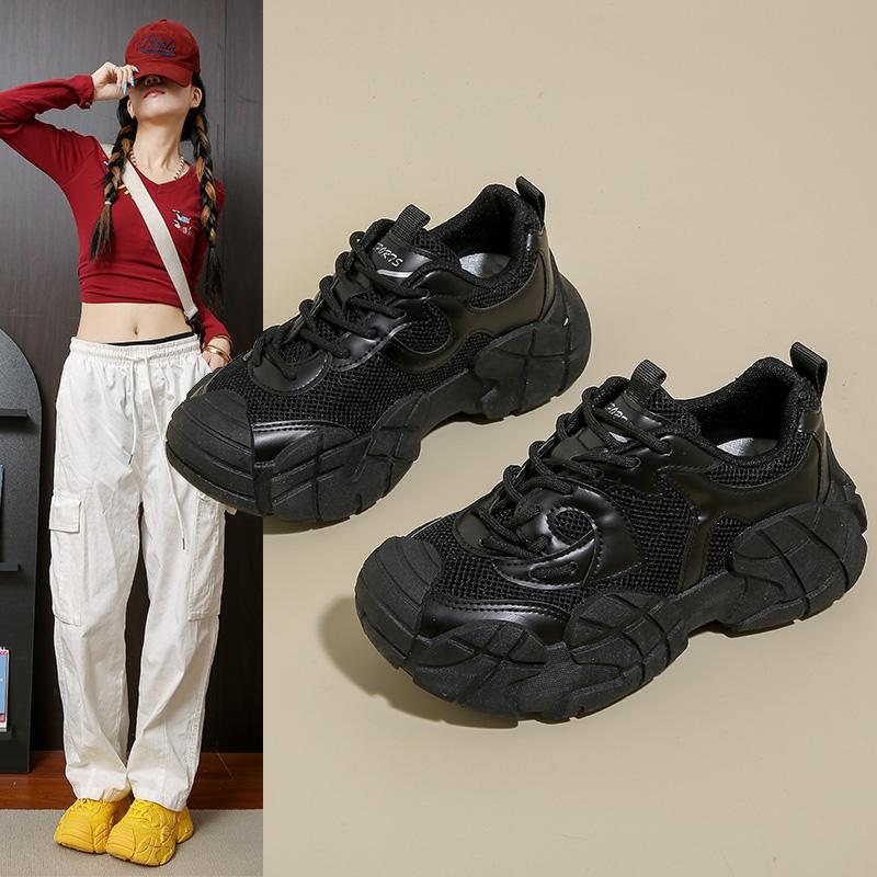 2026 Fashion Dad Shoes Women Outdoor Sneakers Spring Autumn Breathable New Thick Sole Comfortable Sneakers Lace Up Casual Shoes