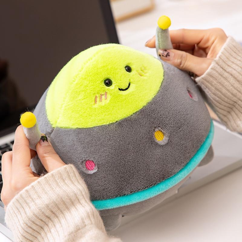 Divertente Peluche a Forma di UFO Spaziale Bambola Cuscino Alta Qualità Morbido Giocattolo Peluche Alieno Astronave Razzo Decorazione Casa Regalo Per Bambini E Bambine