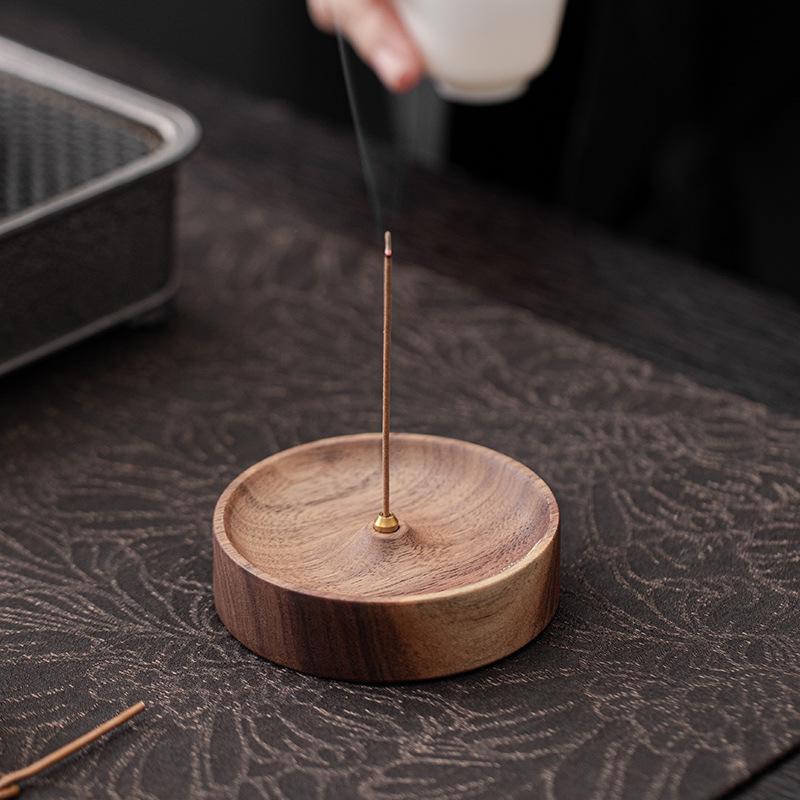 Zen Round North American Walnut Incense Holder with Agarwood Incense Sticks - Chinese Style Solid Wood Household Burner