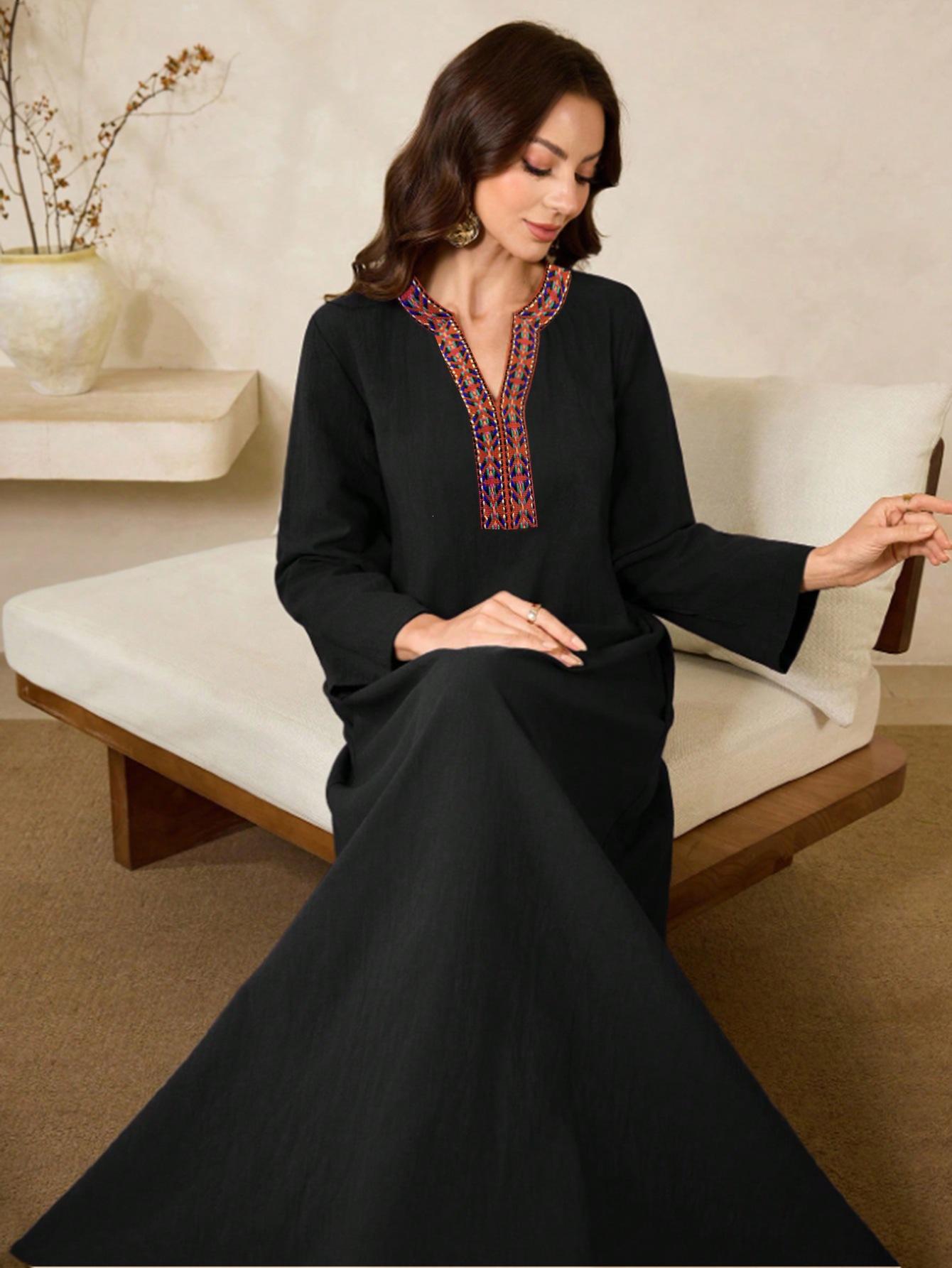 2026 summer fashion V-neck light luxury celebrity vacation style solid color long-sleeved celebrity vacation style women s dress S чёрный