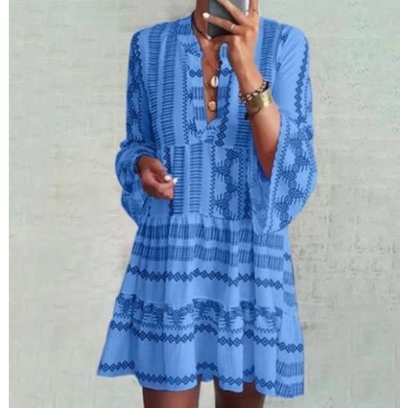 

Женское платье в стиле пэчворк с расклешенными рукавами и воротником-стойкой XXL