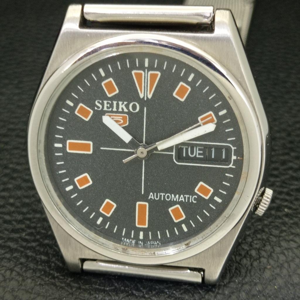 VINTAGE SEIKO 5 AUTOMATIC JAPAN 7009A MENS BLACK COLOR DIAL WATCH a702104-5 R208-a702104