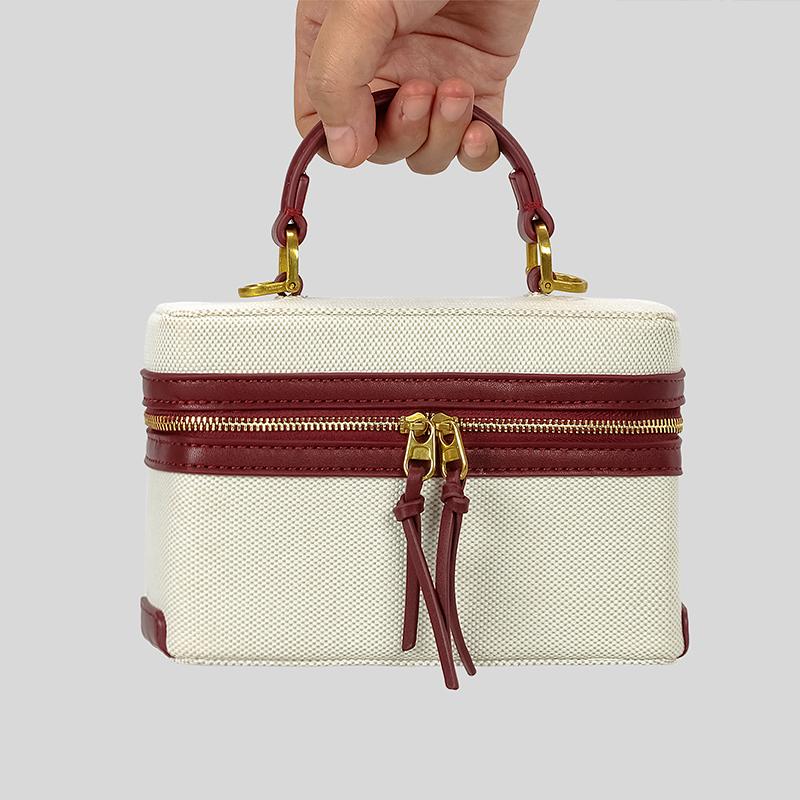 Модные женские сумки из плотной ткани — фото 14