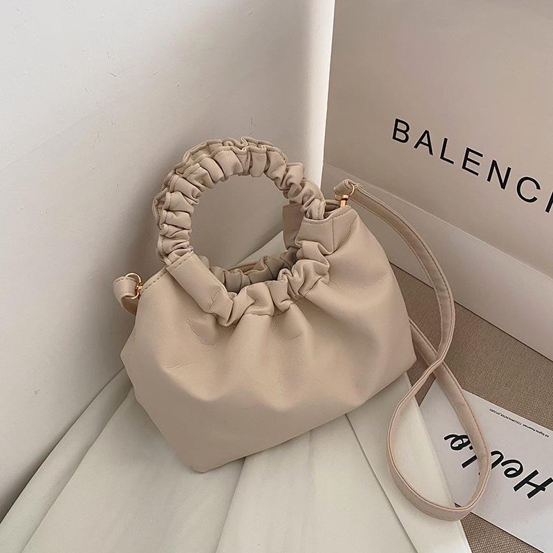 

Корейская версия персонализированной сумки популярная женская сумка 2025 лето новая трендовая мода фея сумка-мессенджер темперамент плиссированная сумочка