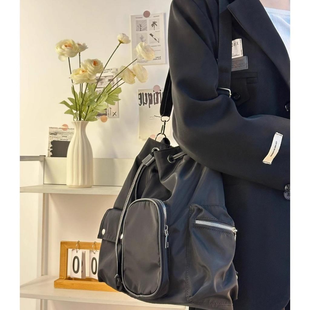 Ny vinddraget fästficka ryggsäck tote design pendlare cool axel college axel