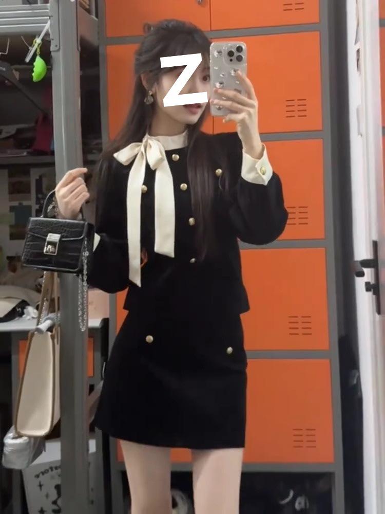 2024 Autumn/Winter Women's French Bow Top & Slim Mini Skirt Set