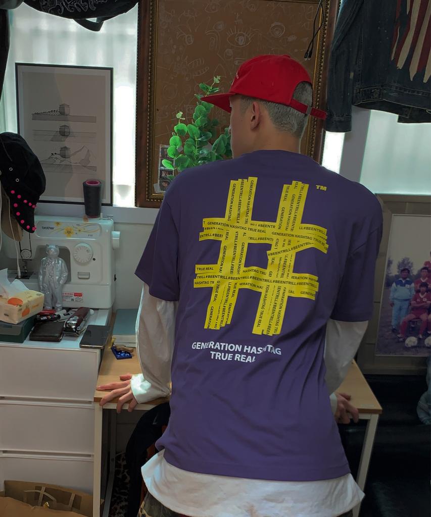 BEENTRILL Taping Hashtag Oversized Short Sleeve T-Shirt (Violet)