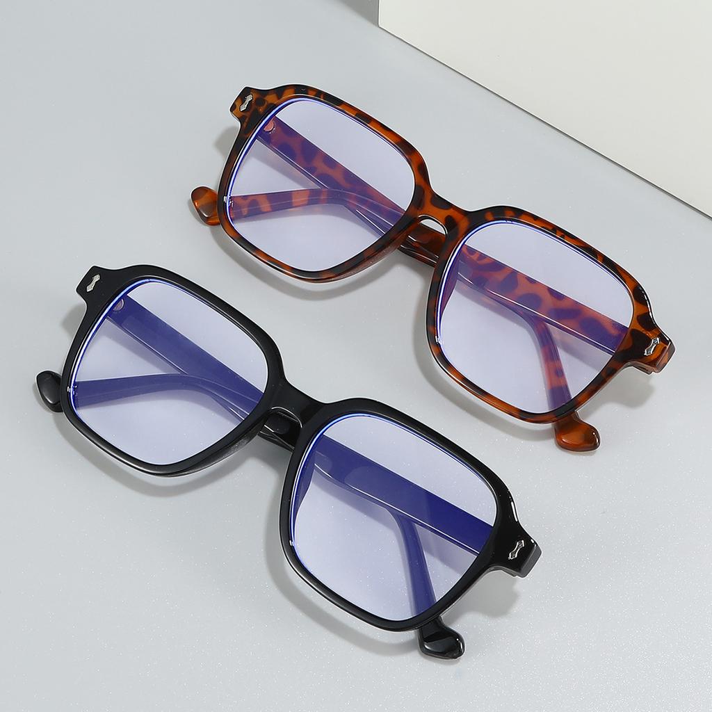 New sunglasses men's sunglasses women's toad glasses driver's driving glasses UV protection retro European and American trends