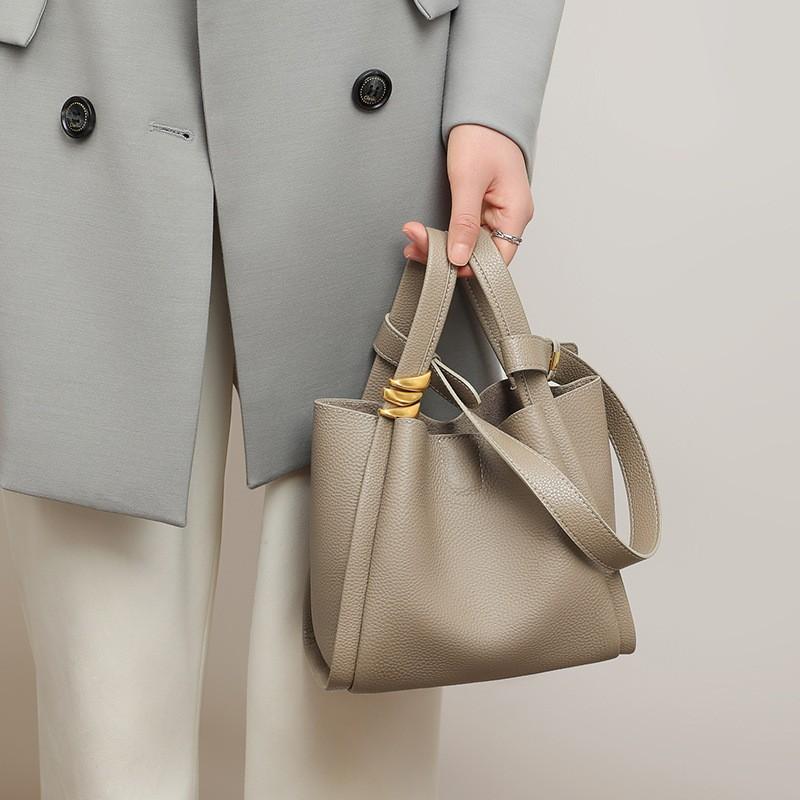 Bag Fashion Bag Women's Bag Shoulder Bag Bucket Bag Autumn and Winter All-in-one Leather Carry-on Basket Bag