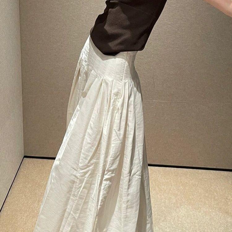 

Женская осенняя плиссированная миди-юбка А-силуэта цвета экрю - Нишевый дизайн, стильная юбка-зонт с высокой талией и фактурным расклешением 2XL