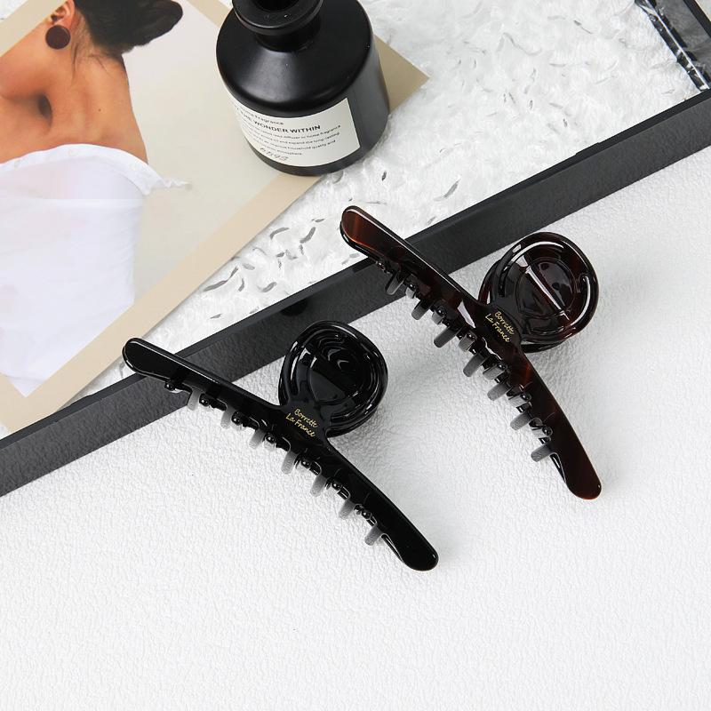 

Stylish French Retro Acetate Hair Claw Clip for Updo