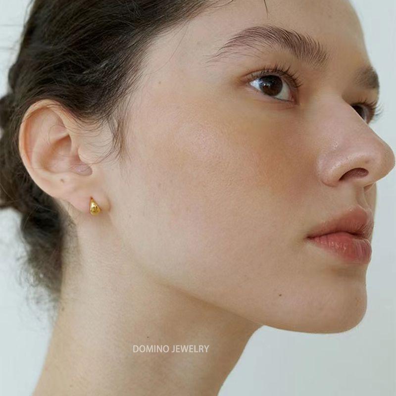

Cold Wind Small Peas Entire Sterling Silver Wide Noodles Ear Ring Golden Pair [6mm]