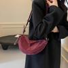 Women'S Retro Underarm Dinner Satchel Plush Frosted Casual Crossbody Bag Creative Shoulder Dumpling Bag Adjustable Shoulder Strap Waterproof Handbag