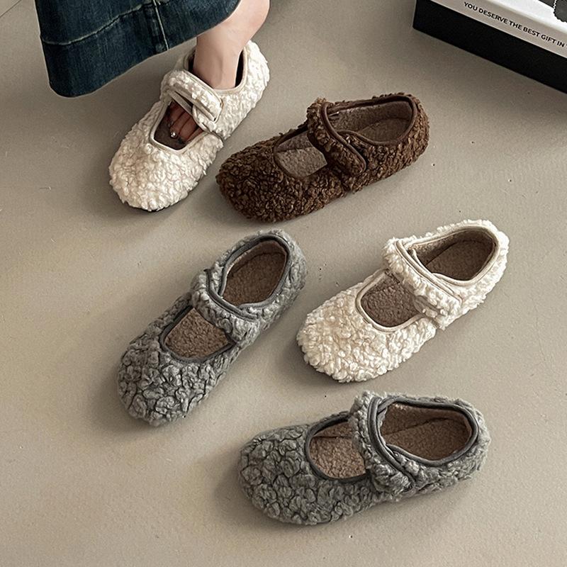 Korean gentle wind plush one-word with fluffy shoes women's 2025 winter new one-word outer wear casual flat shoes
