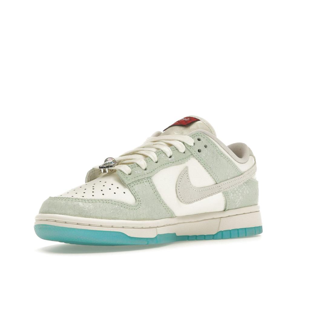 Nike Dunk Low LX Jahr des Drachen Damen-Sneaker Grün Sail Dusty-Cactus FZ5065-111