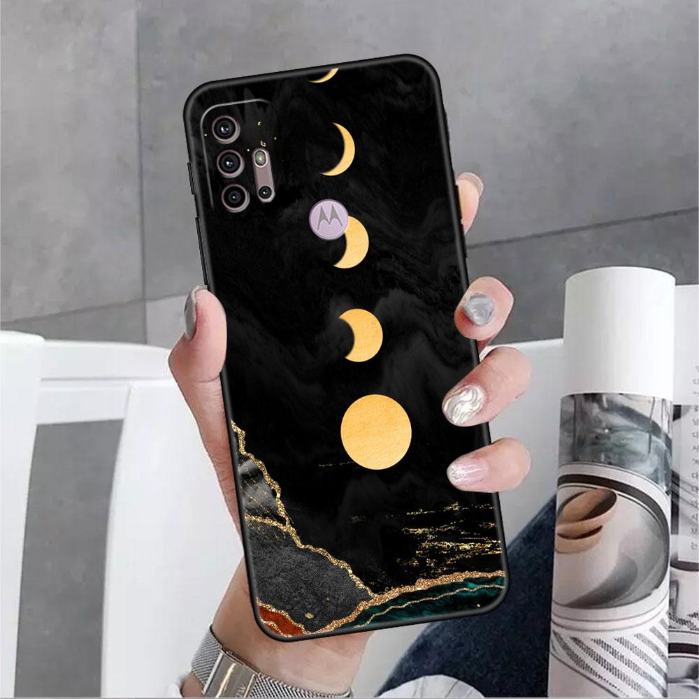 Case For Motorola G30 G60 G9 Play One Fusion Plus Edge 20 G8 Power Lite G22 G50 G200 G51 G71 G31 Phone Cover Opera Retro Girl