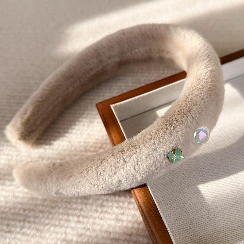 

Новые Ретро Жемчужные Стразы Плюшевая Текстура Губка Утолщенные Повязки на Голову Простые Однотонные Резинки для Волос Женская Мода Элегантный Обруч для Волос