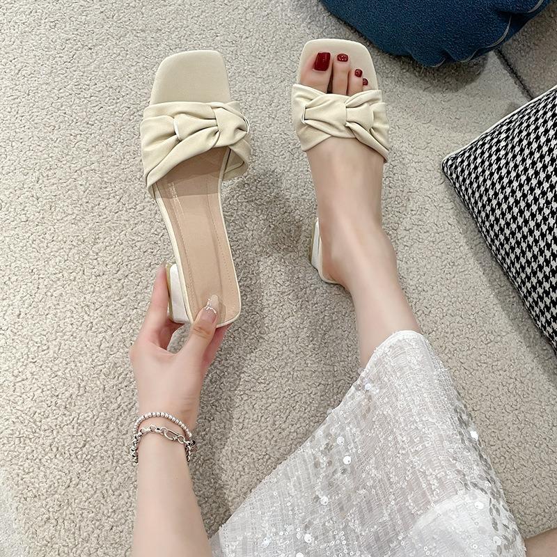Thick heel square head pleated cool slippers women's summer new one-character slippers