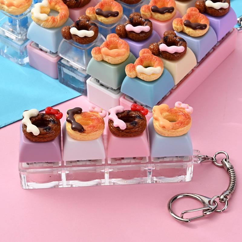 Popular Teddy Bear Love Keychain: Novelty Decompression Pendant for Stress Relief