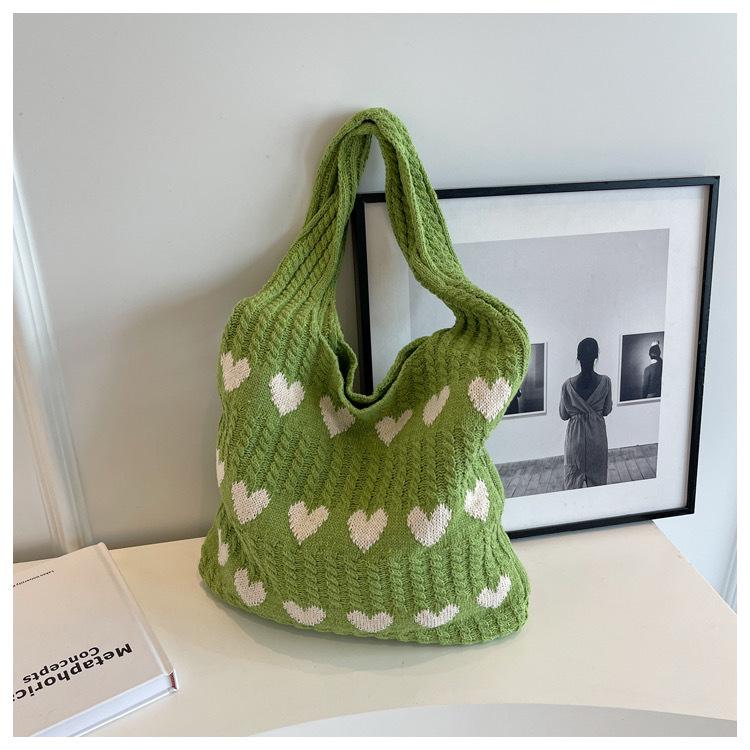 2023 Exclusive Large Capacity Heart Pattern Knitted Tote Bag