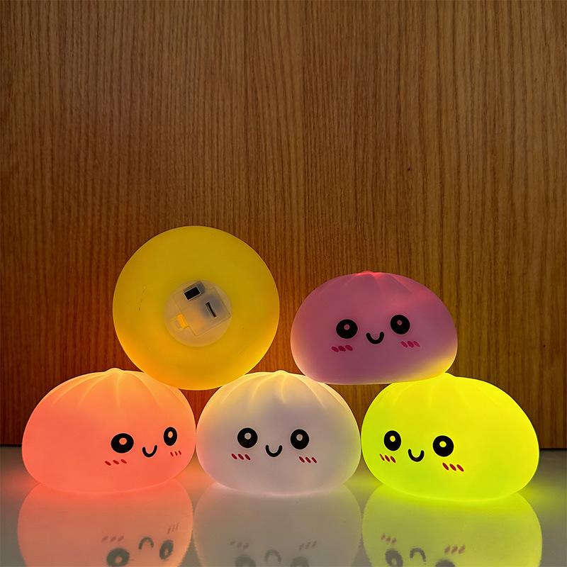 Juguete de Simulación Baozi Luz de Noche Bolas de Masa Suaves Lindas Suaves Vaporera Accesorios para Bromas de Cumpleaños Juguete de Bolas de Masa de Colores Regalos Blandos Regalo
