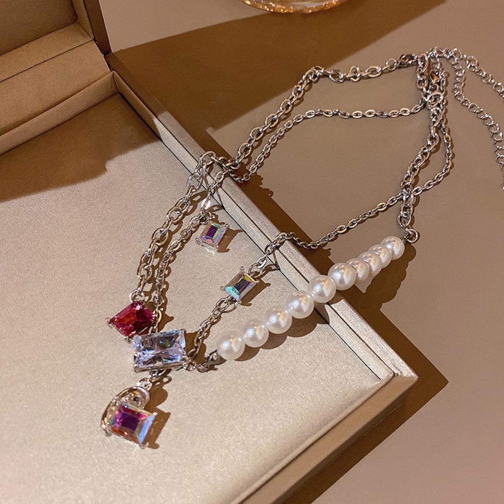 

Shiny Crystal Retro Pearl Sweater Chain Clavicle Choker Women Necklace Korean Style Necklace