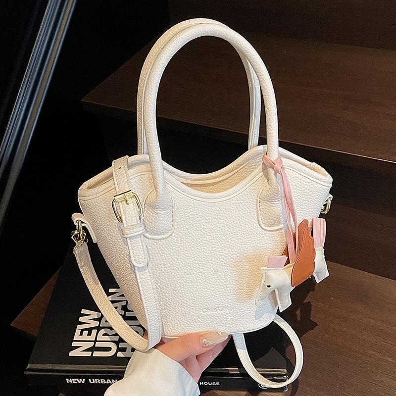 Premium Sense of Foreign Style Small Bag Women 2025 New Popular Versatile Messenger Bag Fashion Super Fire Portable Bucket Bag