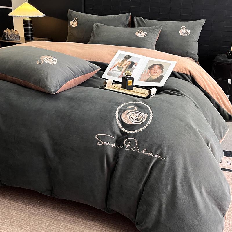 Plush Coral Fleece Winter Bedding Set: Thickened Velvet Duvet Cover, Flannel Bed Sheet, and Pillowcases