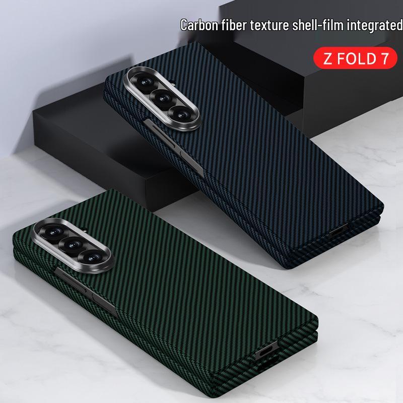 Samsung Z FOLD7 Ultra-tenké ochranné pouzdro s texturou karbonových vláken - Jednobarevné, Skládací design