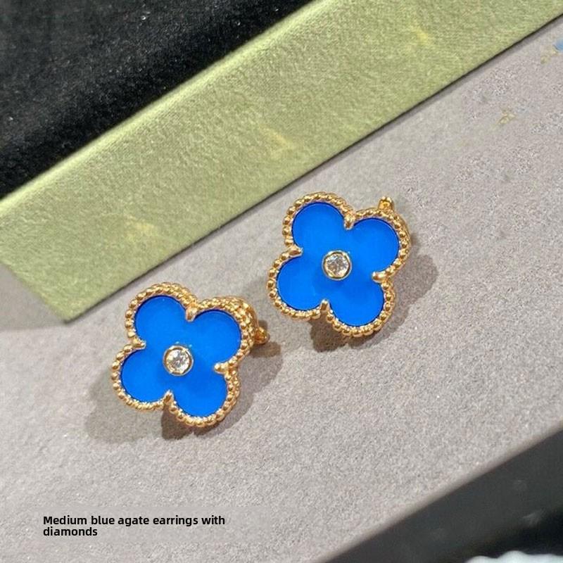 High Quality Four-leaf Clover Earring Buckle White Mother-of-pearl Earrings Red Chalcedony Black Agate Earrings