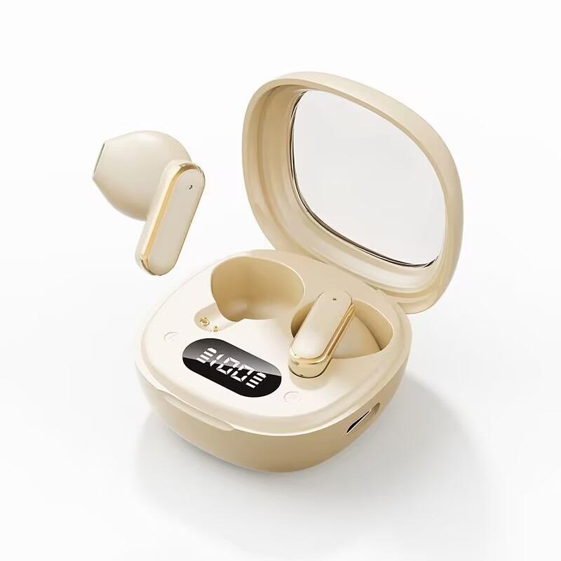 

The new Q5 high-value HIF surround sound I wireless Bluetooth headset has a long battery life and is universal