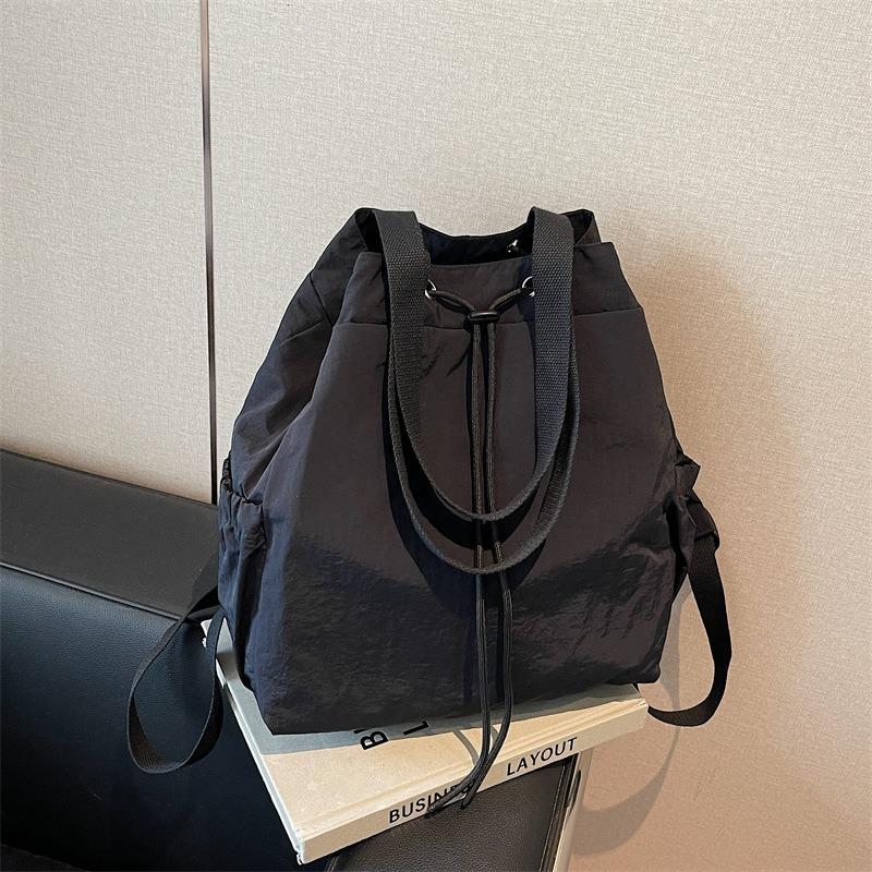 Large-capacity lightweight cloth bag women's new simple casual shoulder bag niche versatile backpack