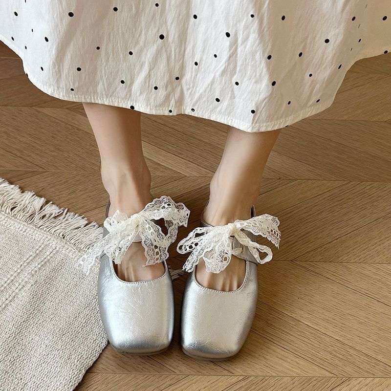 French temperament bag head half bow lace slippers women's outer wear 2025 spring new Xiaoxiangfeng square head sandals