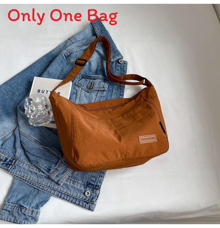 Canvas Bag For Women With Zipper Closure And Interior Phone Pocket For Daily Use