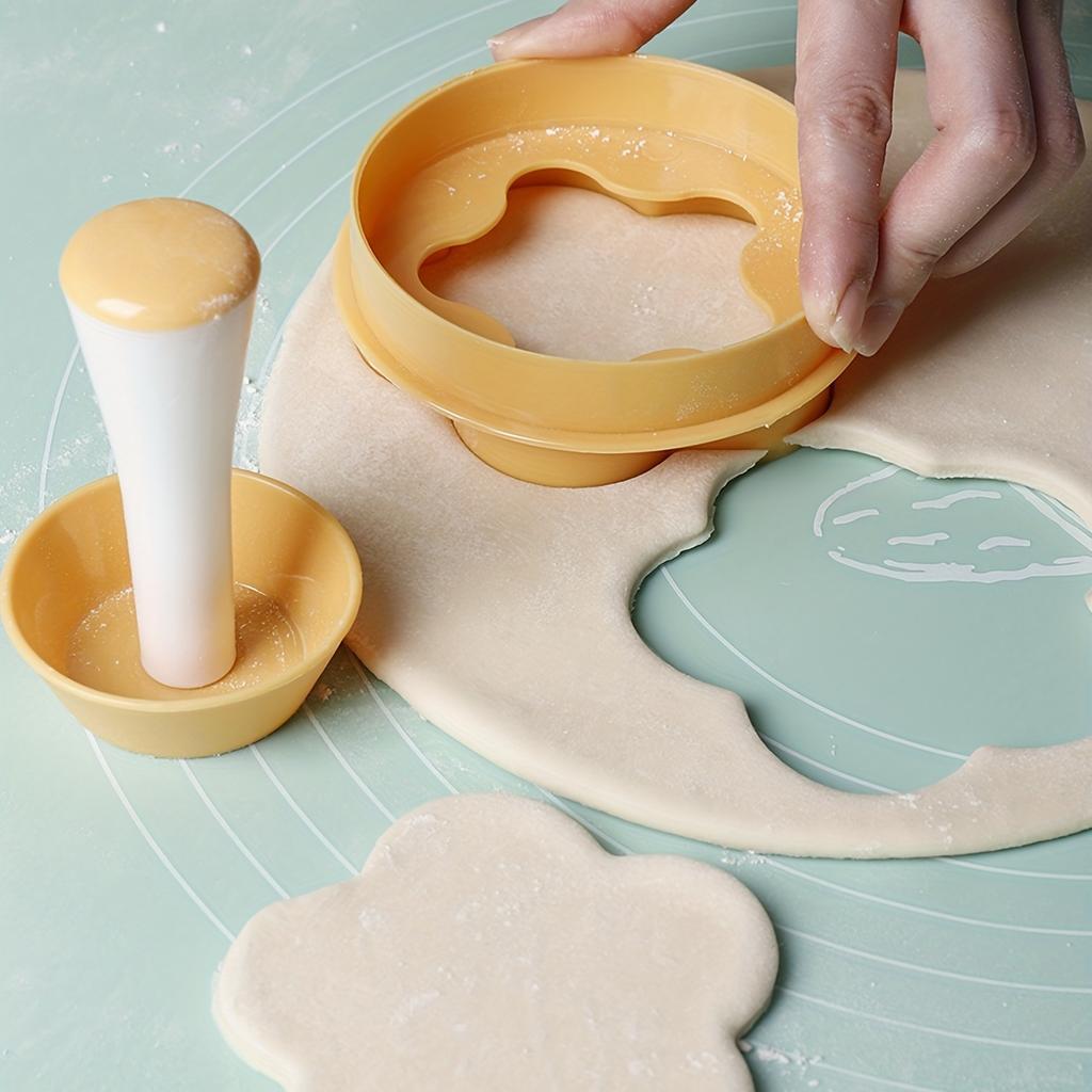 2pcs/set, Flower Shaped Pastry Cutter & Tart Tamper, Tarts & Biscuits Mold, Indoor Outdoor Baking Tool, Kitchen Supplies