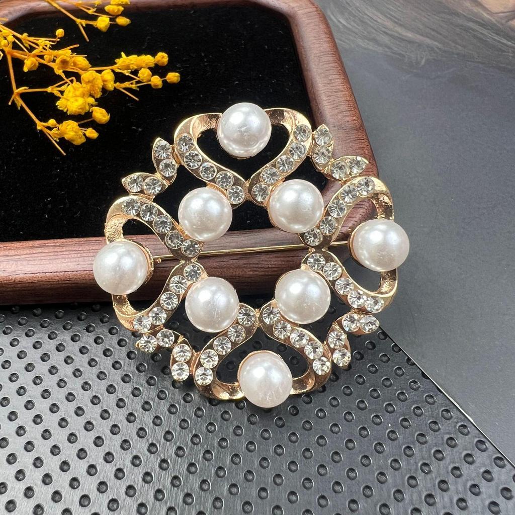 Broșă Retro Cristal Diamant cu Ac Anti-Expunere și Cataramă din Aliaj pentru Accesorii Vestimentare