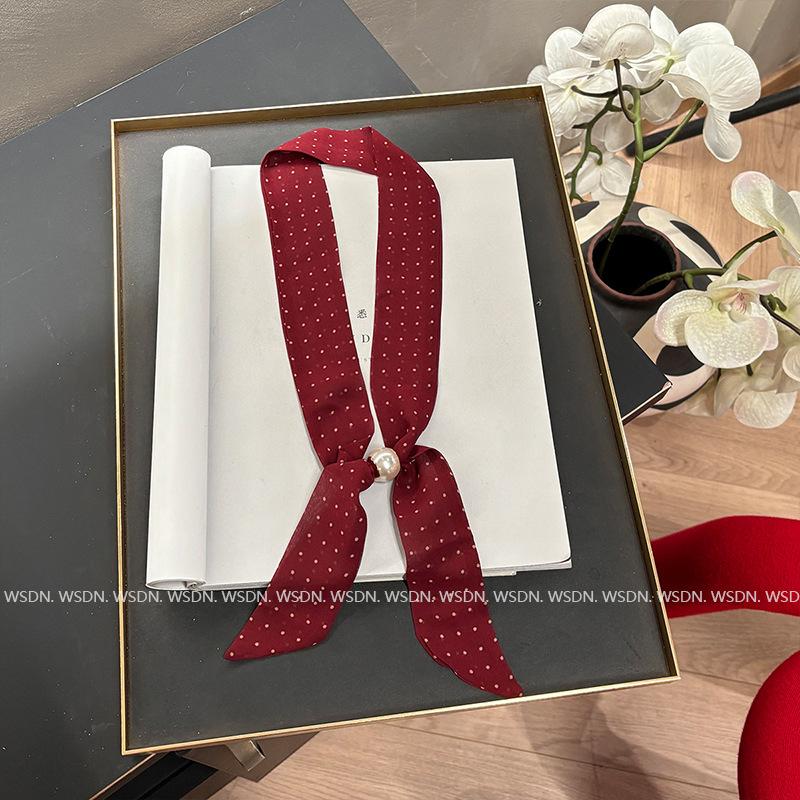 Polka dot floral pearl silk scarf women's Korean high-end sense neck ribbon decorative scarf versatile fashion small square scarf
