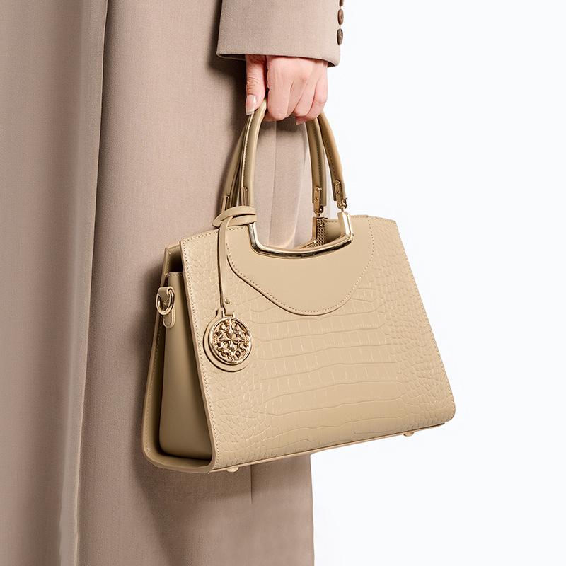 Autumn And Winter Women S Bags Large-Capacity Handbags Women S Bags Women S Bags Textured Shoulder Large Bags Mother Bags