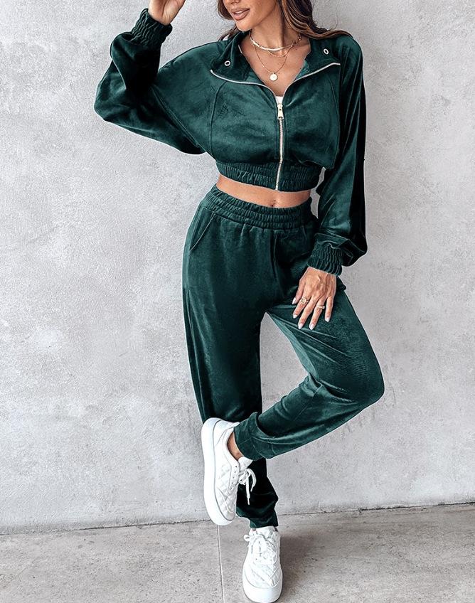 2024 Autumn/Winter Women's Fashion Casual Set: Golden Velvet Long Sleeve Top & Long Pants Two-Piece Set