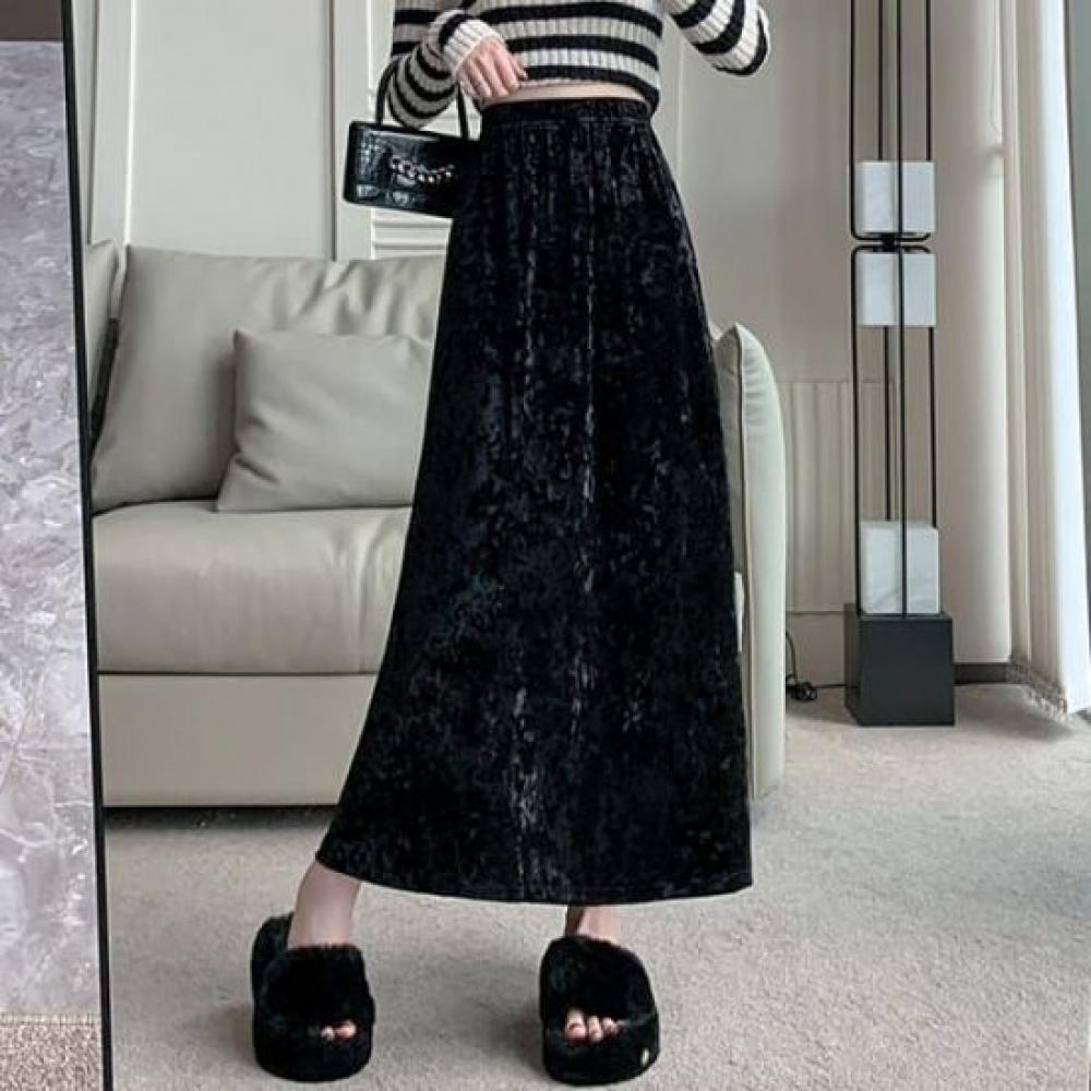 Navava Women Velvet Crush Banded Long Skirt Ns487