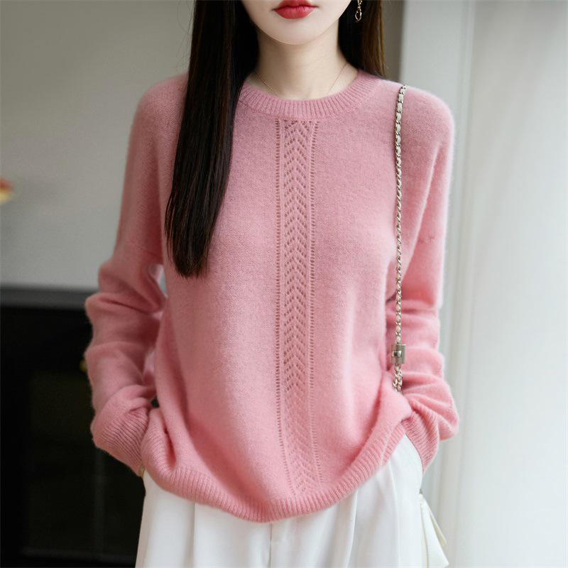 Trendy Wool Knit Hollow Sweater: Soft, Loose-Fit Round Neck for Autumn/Winter