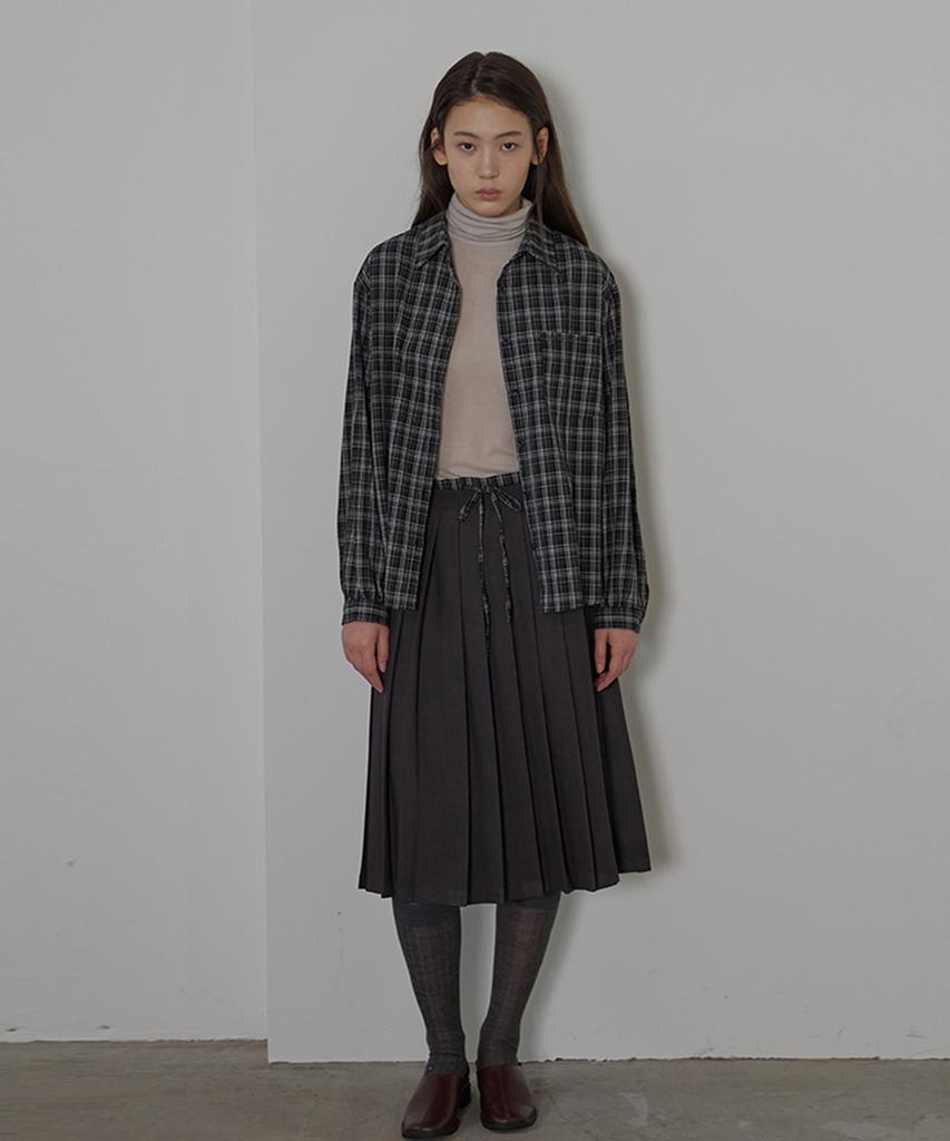 Button Check Coloring Pleats Midi Skirt (Charcoal)