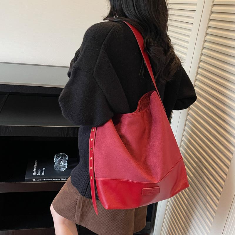 This Year's Popular Bag Women's Large-capacity 2025 New Trendy Fashion Versatile Shoulder Messenger Bag Bucket Bag Tote Bag