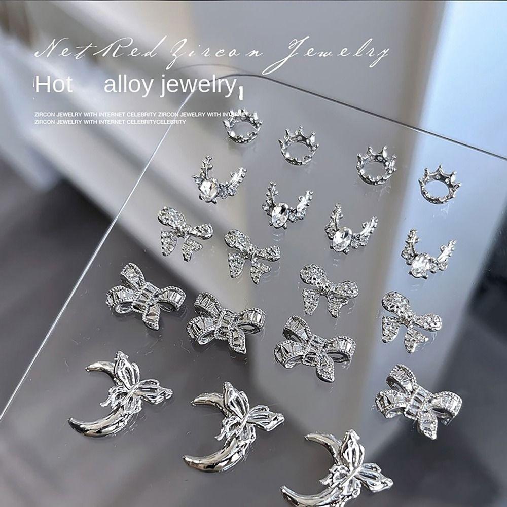 

5PCS Moon 3D Nail Art French Style Nail Art Rhinestone Fashion Nail Jewelry Women Beauty